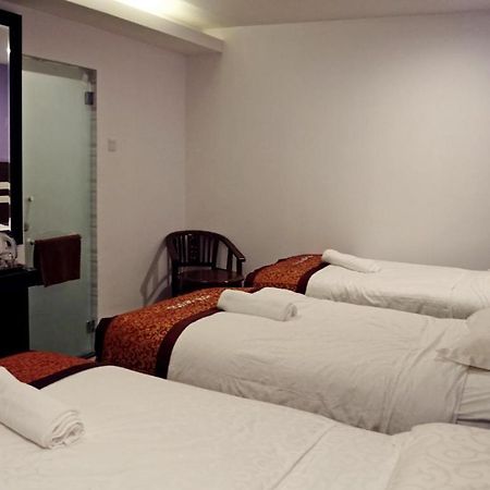 Hotel Kristal Seri Iskandar Exterior foto