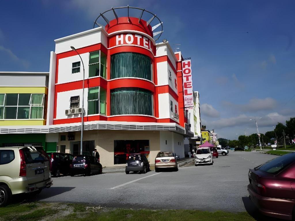 Hotel Kristal Seri Iskandar Exterior foto
